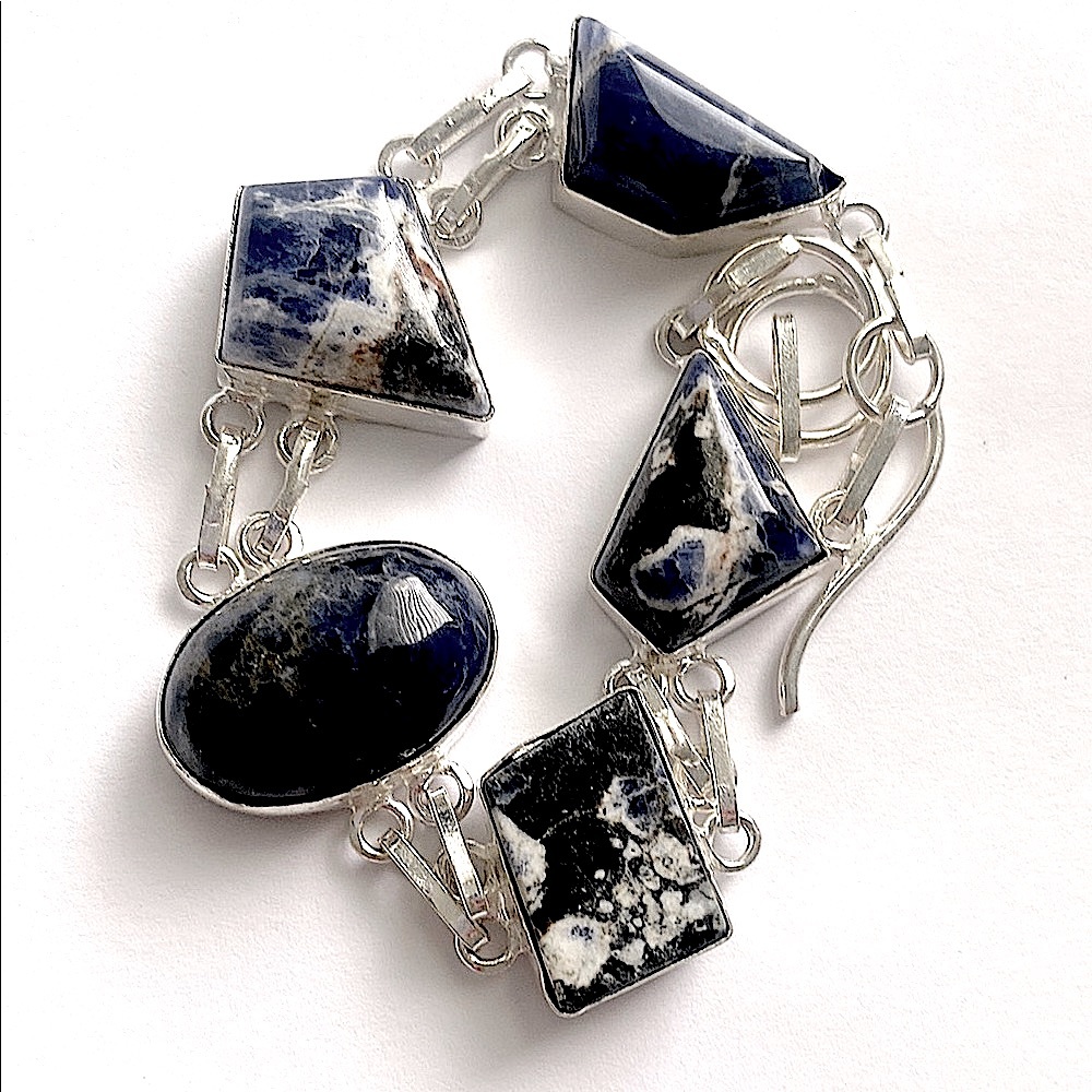 Beautiful, 5 stone, 925 marked, Sodalite bracelet fits size 8-9